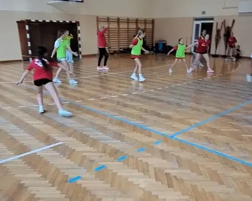Monika Cholewa poprowadziła trening UKS Jedynka Pruchnik