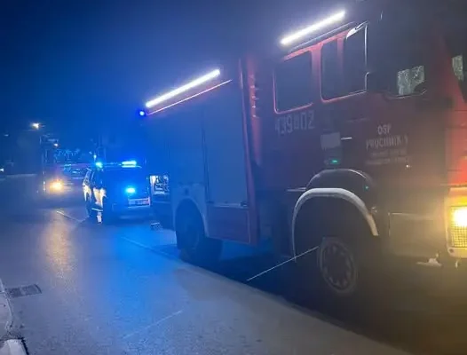 Wypadek w Jodłówce: interwencja strażaków z OSP Pruchnik i JRG Jarosław