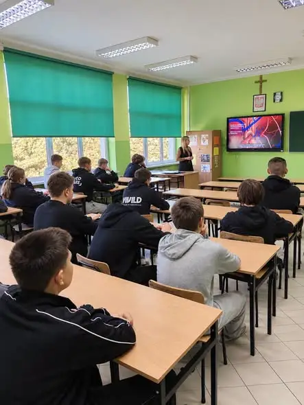 Uczniowie z Radymna połączyli czytanie z troską o serce
