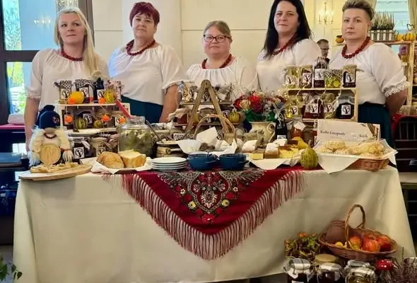 Jankowiczanki reprezentowały Gminę Chłopice na XV Konkursie „Z babcinej spiżarni” w Jarosławiu